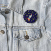 Retro Rocket Ship met Star Pattern Background Ronde Button 5,7 Cm (In situ)