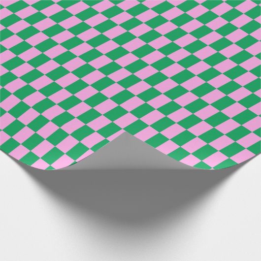 Retro Roze en Groen Preppy Checkerboard Cadeaupapier (Hoek)