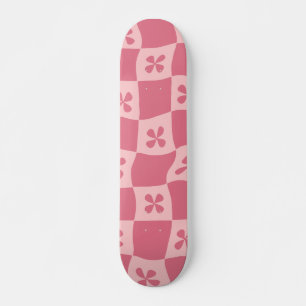 Retro Roze gecontroleerd Floral Patroon Skateboard