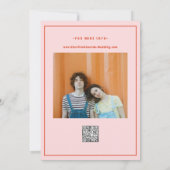 Retro Roze Rode Golvende Boho Bruiloft QR Code Kaart (Achterkant)