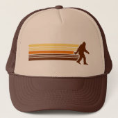 Retro Sasquatch Design Mesh Trucker Hat Trucker Pet (Voorkant)