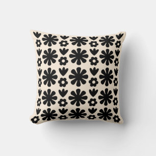 Retro Scandinavian Floral Pattern Black & Cream Kussen