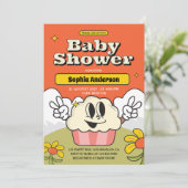 Retro Schattigee Cupcake Baby shower Uitnodiging (Staand voorkant)
