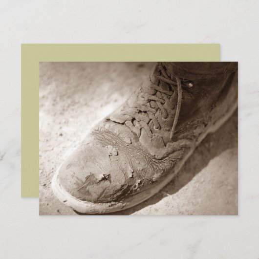 Retro Sepia Worn Work Boot Retirement Invitations Kaart (Voorkant / Achterkant)