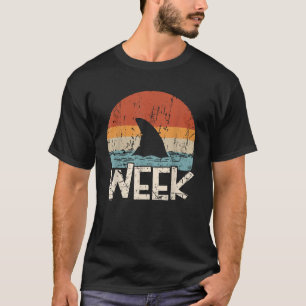 Retro Shark Fin Week 2024 Shark Lover Ocean Wildli T-shirt