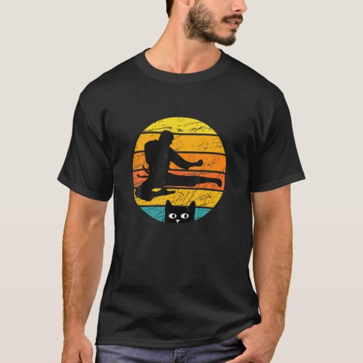 Retro Silhouette Karate Cat Design T-shirt (Voorkant)