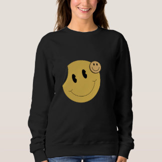 Retro Smiley Face Sweatshirt | Schattig Mosterd Ge