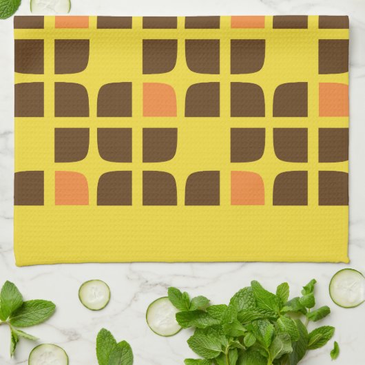 Retro Squares Geel Bruin Aangepaste familienaam Theedoek (Gevouwen)