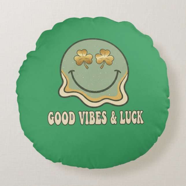 Retro St. Patrick's Day Good Vibes & Luck Smiley  Rond Kussen (Voorkant)