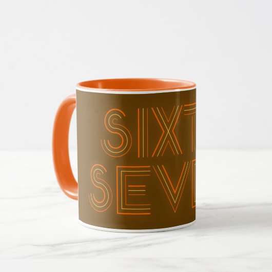 Retro Stijl 67 Mok (Voorkant links)
