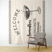 Retro Strepen Bachelorette Feest Achtergrond Cockt Wandkleed (In situ)