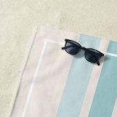 Retro Strepen Rood En Blauw Monogram Naam Strandlaken (In situ)