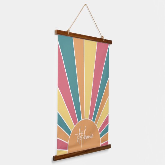 Retro stripe sunrise - pastelregenboogscriptnaam hangend wandkleed (Gebogen)