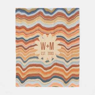 Retro Stripes Initialen Boho Groovy jaren 70 terra Fleece Deken
