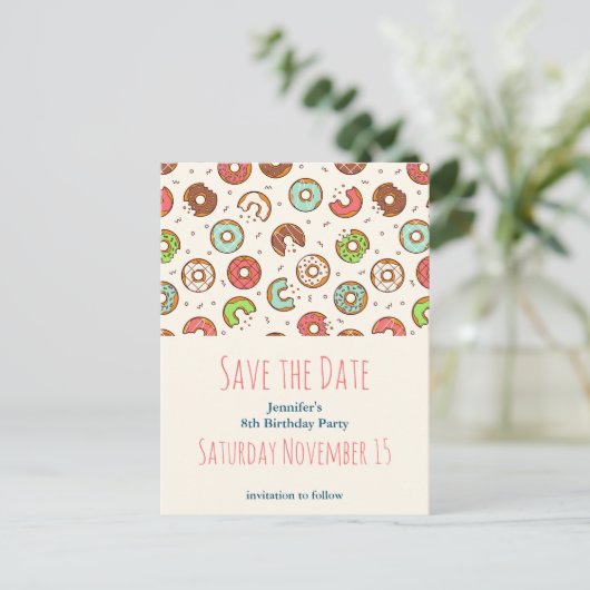 Retro Style Cute Donut Pattern Save the Date Uitnodiging Briefkaart (Staand voorkant)