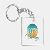 Retro Sunset 86 Vintage Distressed Sleutelhanger (Voorkant Links)