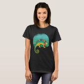 Retro Sunset Chameleon Design T-shirt (Voorkant volledig)