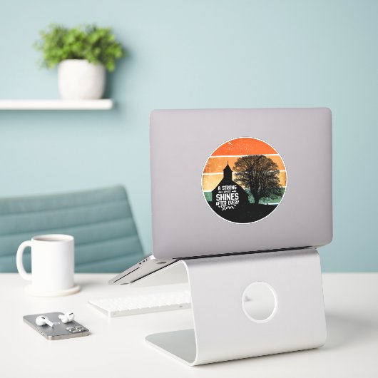 Retro Sunset Een Sterke Ziel Sticker (Laptop op bureau)