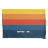 Retro Sunset Stripes met Simple Sans Serif Name Kussensloop (Voorkant)