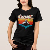 Retro Sunset Vibes Tri-Blend Shirt (Voorkant)