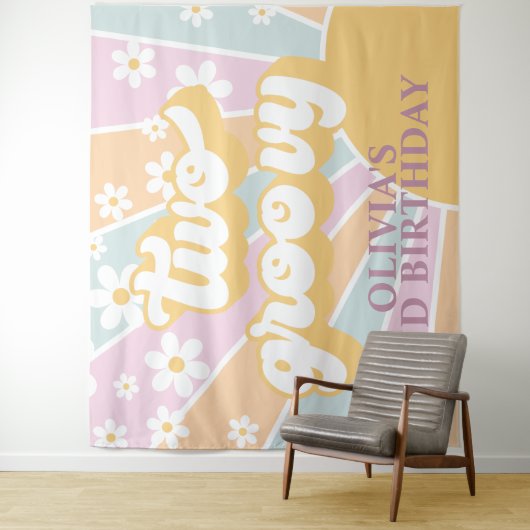 Retro Sunshine Two Groovy Pastel Daisy Birthday Ba Wandkleed (In situ)