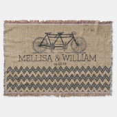 Retro tandem Fiets Chevron Burlap Huwelijkscadeau Deken (Voorkant)