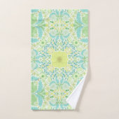 Retro tuinbloemen in groen en geel bad handdoek (Handdoek)