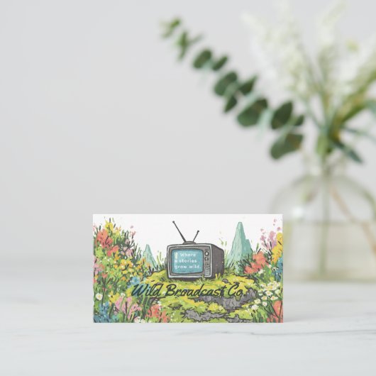 Retro TV Meadow | Carte de visite QR créatif (Debout devant)