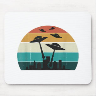 Retro UFO Attack Sunset - Cool Vliegende Sauc Muismat