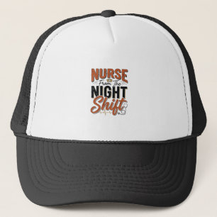 Retro verpleegster nachtdienst shirt ontwerp_1 trucker pet