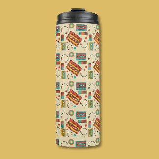 Retro Vibes - 1980s Cassettebandjes Pattern Thermosbeker
