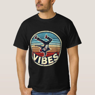 Retro Vibes: Breakdancer in Actie Klassiek T-shirt