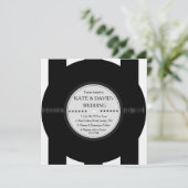 Retro Vinyl Record Moderne Chic Wedding Invites Kaart (Staand voorkant)