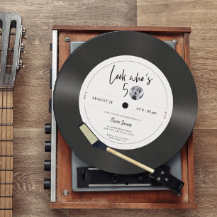 Retro vinylplaat kijk wie 50 is, 50ste verjaardag kaart