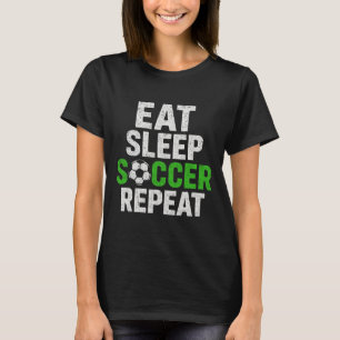 Retro-voetballer die zegt Eten Slapen Spel Herhale T-shirt
