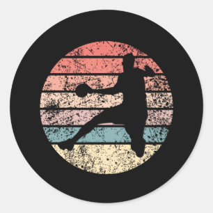Retro voor handbalspeler ronde sticker
