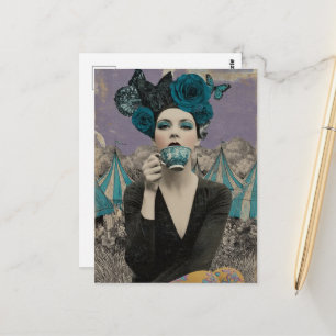 Retro vrouw drinkt thee bij het circus briefkaart