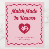 Retro Wavy Match Made In Heaven Cupid Wedding Wijn Etiket (Enkel label)