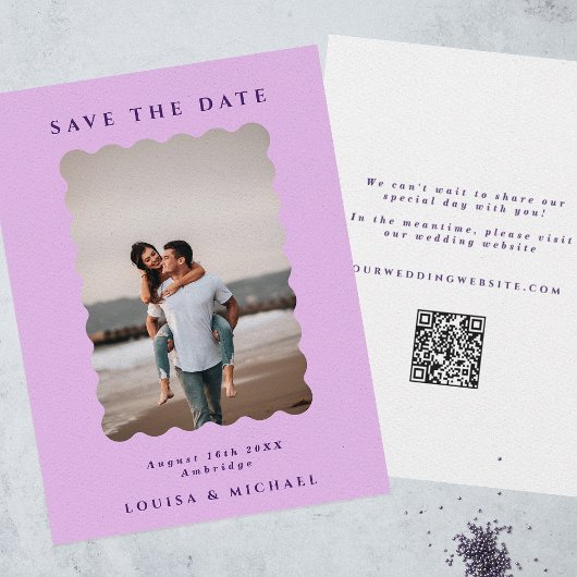 Retro Wavy Photo & QR Code Lila & Paars huwelijk Save The Date