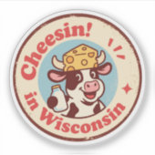 Retro Wisconsin Badge_ Cartoon Koe in Kaas Pet Sticker (Voorkant)