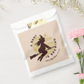 Retro Witch Baby is Baby shower Bedankzakje (Gezegeld)