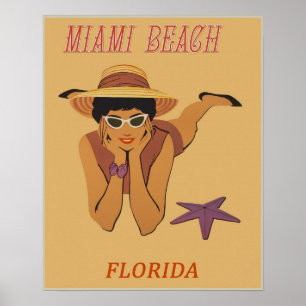 Retro Woman Tanning op Miami Beach Poster