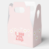 Retro Young Wild One Pink Daisy Favor Box Bedankdoosjes (Geopend)