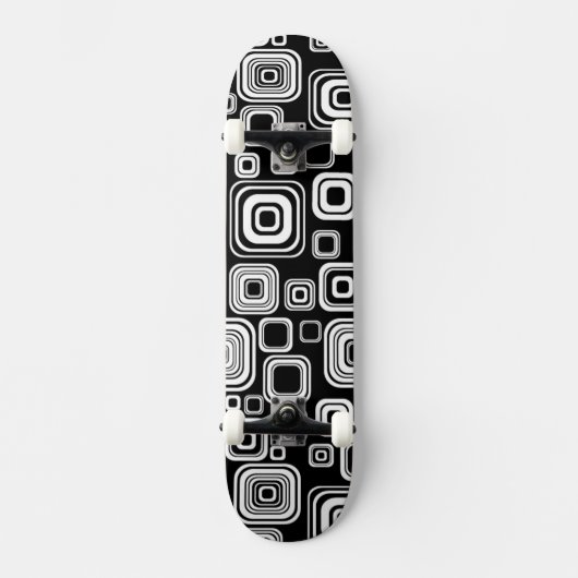 Retro zwarte en witte vierkantjes skateboard (Voorkant)
