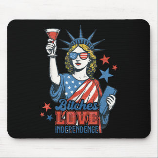Retro's Love Independence Funny 4th of July Muismat
