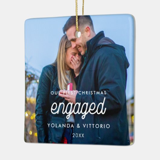 Retroscript Onze eerste kerstfoto Keramisch Ornament (Links)