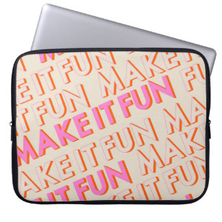 Retrotypografie, diagonaal, 'Make It Fun'. Laptop Sleeve