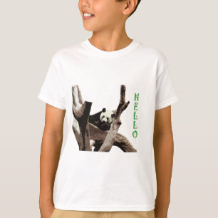 Reuzenpanda in een wild dierentuin fotografie. t-shirt