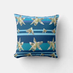 Rêve floral dans le coussin à jet bleu