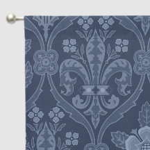 Revival gothique Roses et rideau de Lilies